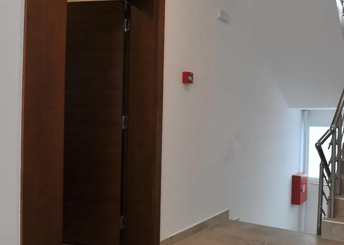 Ramondia, Apart-hotel 3*